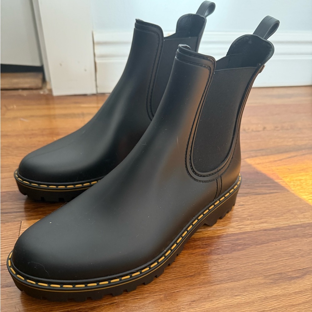 Never worn brand new